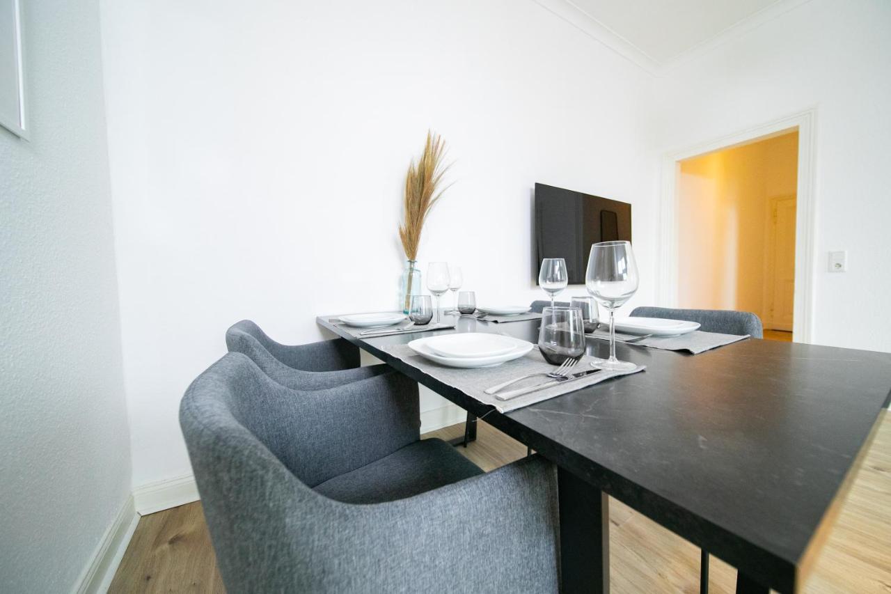 Favorite Stays - Suite And More - Kitchen Neuss Bagian luar foto
