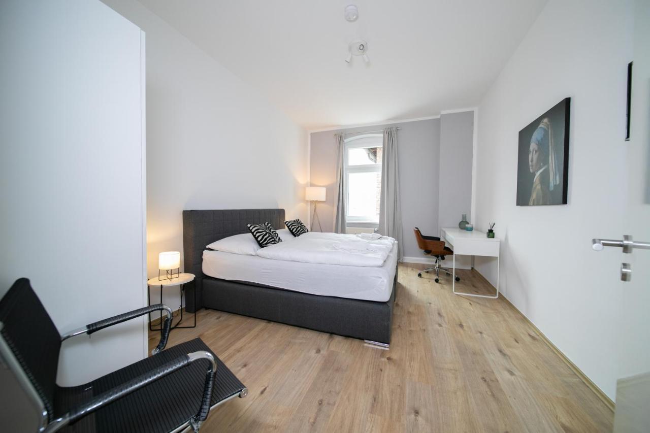 Favorite Stays - Suite And More - Kitchen Neuss Bagian luar foto