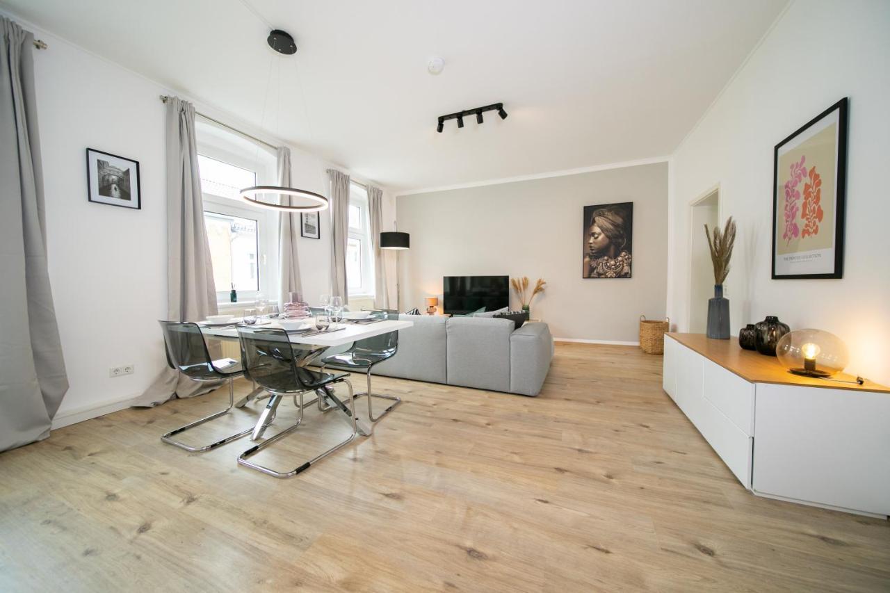 Favorite Stays - Suite And More - Kitchen Neuss Bagian luar foto